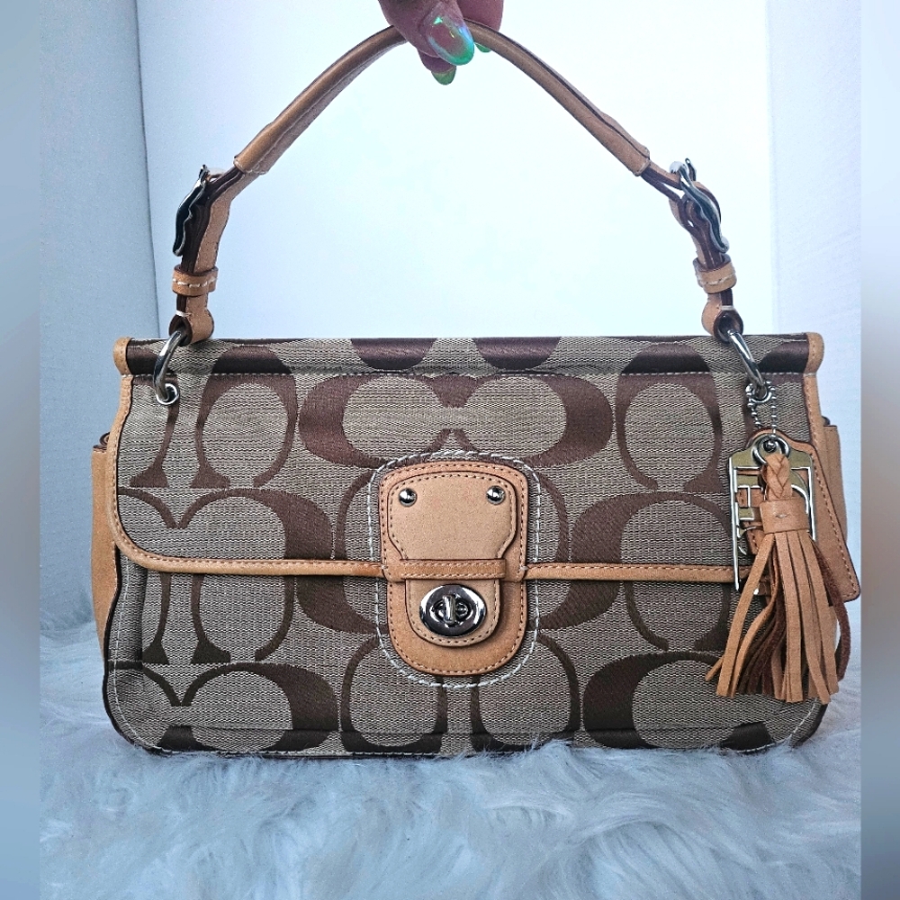 👜 Coach City Willis 19033 Signature Canvas & Leather Satchel